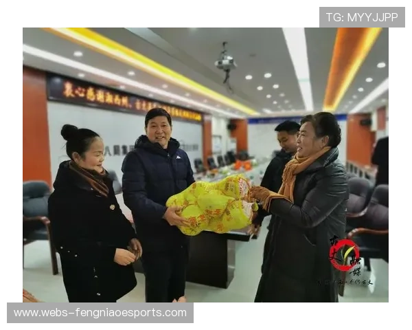 皇马全队默哀悼念高铁事故遇难者,展现社会关怀 皇马全队默哀悼念高铁事故遇难者,展现社会关怀